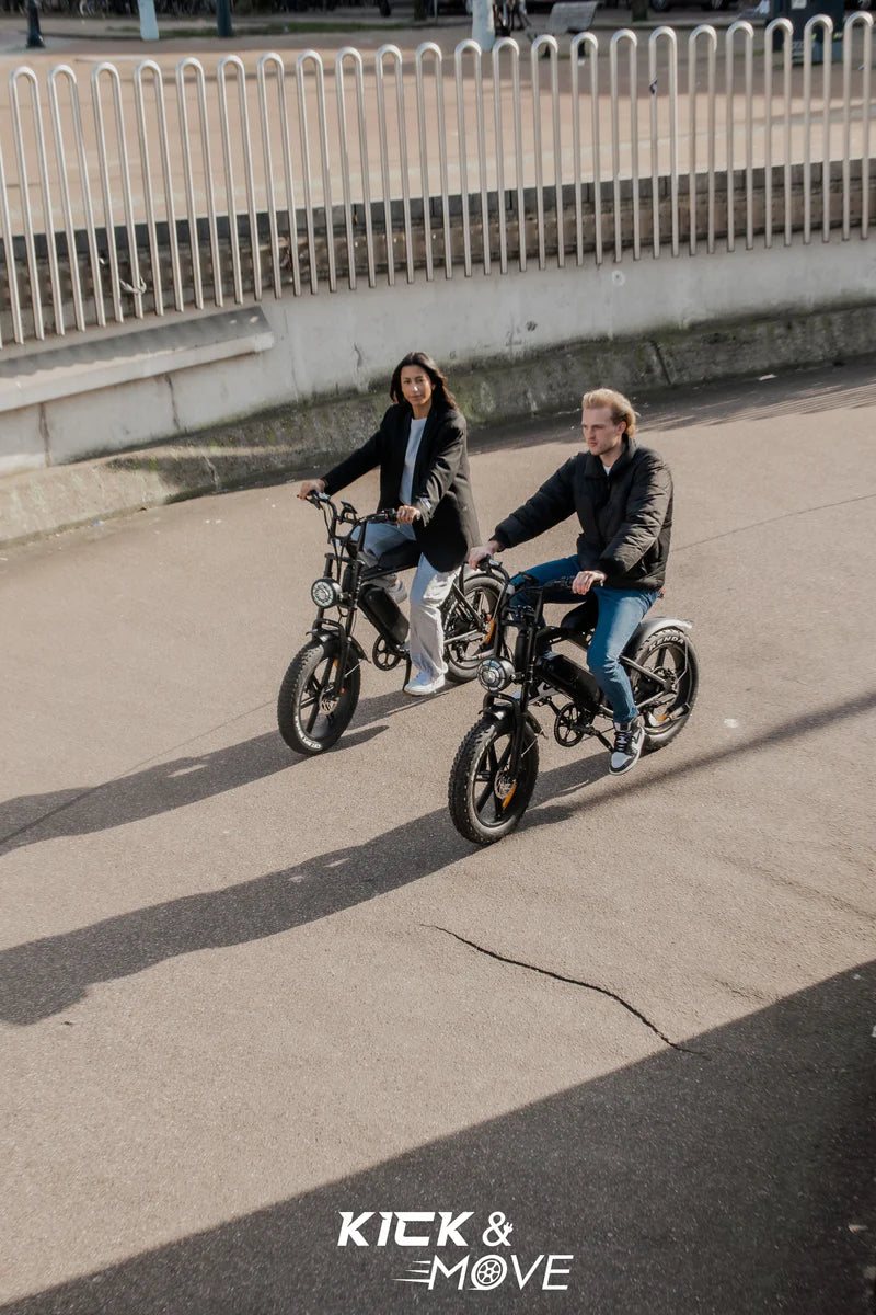 Super Deal! Kick&Move V20 PRO 9.0 2025 - Zwart - Hydraulische remmen